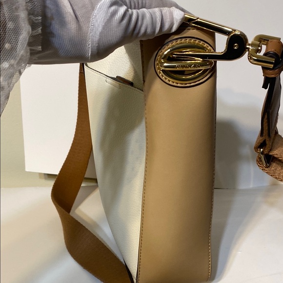 Calvin Klein White and Tan Women's Bag - Picture 6 of 9